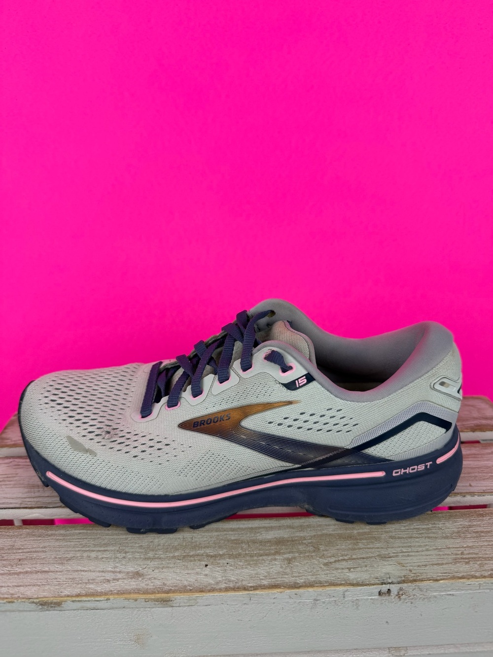 Brooks Ghost 15 women's running shoes athletic size 7 Wide